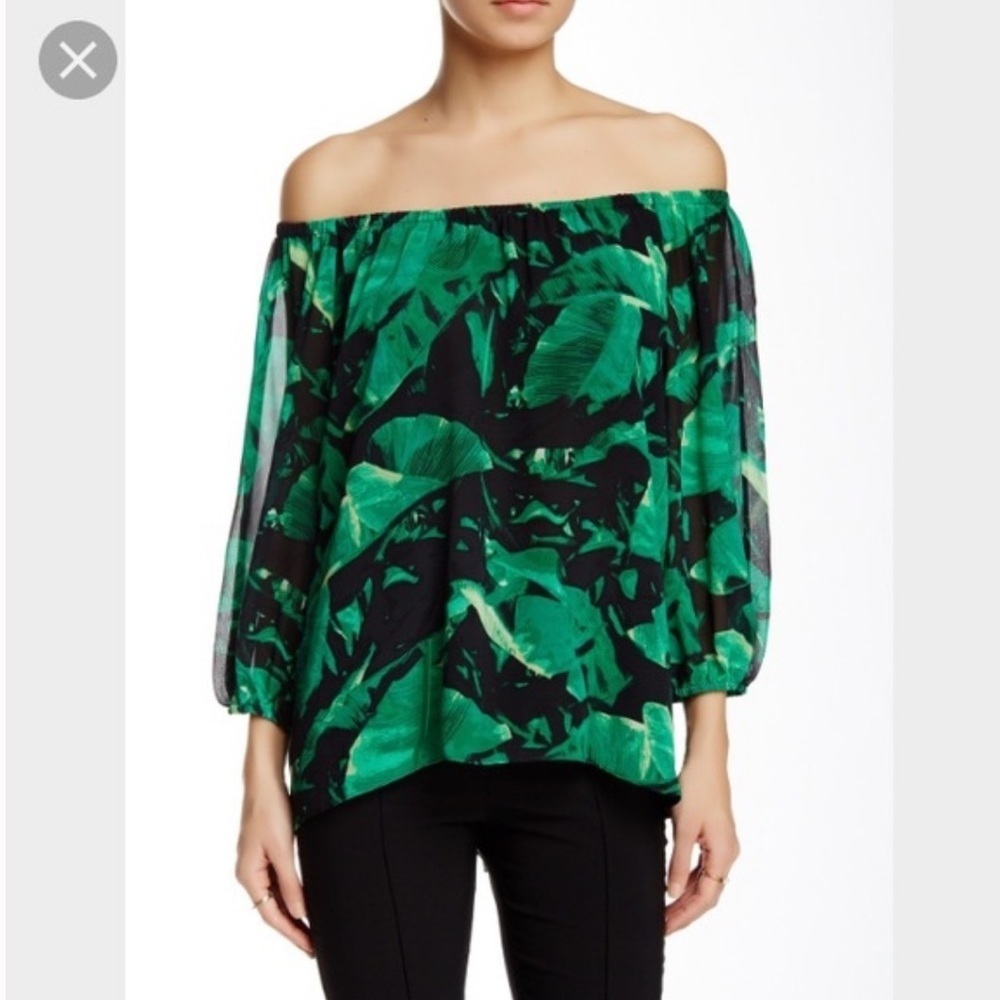 Vince Camuto Palm Leaf Print Off the Shoulder Top size m
